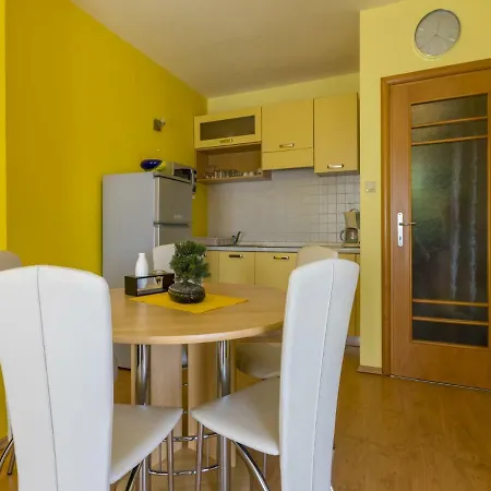 アパート Dolores ツリクヴェニツァ