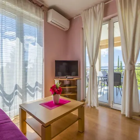 Dolores * Цриквеница