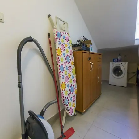 Dolores アパート